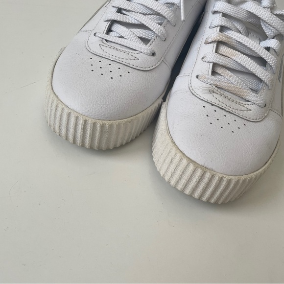 Puma Carina Sneaker Leather Platform Shoes in White / Silver, Size 6.5 - Picture 8 of 11